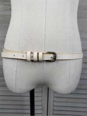 Women's Vegan Leather Snakeskin Textured Belt Distressed White-8